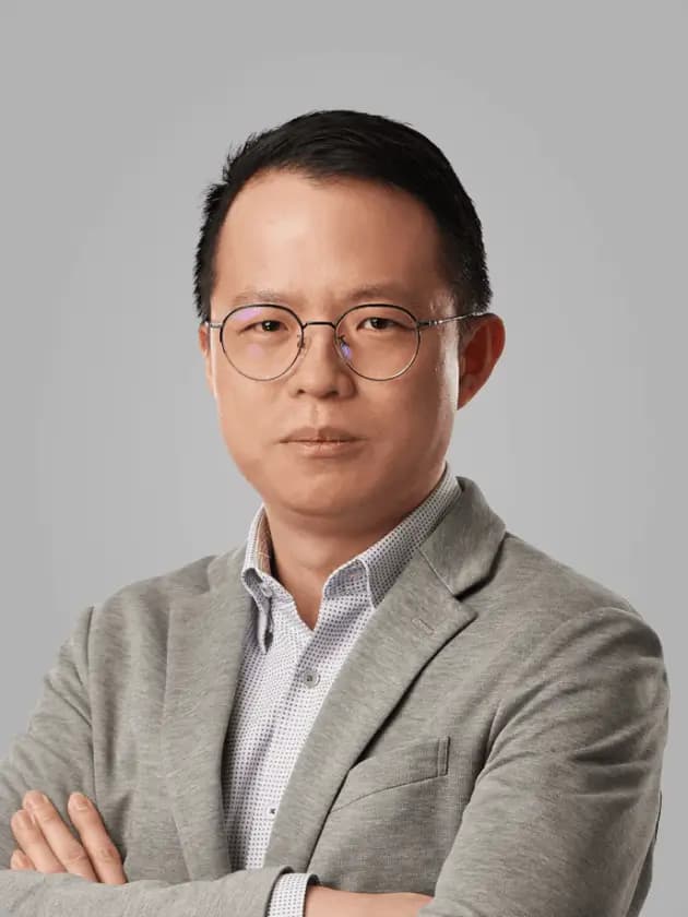 Alex Tan